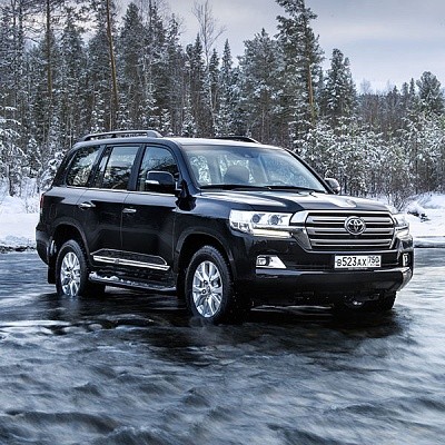 Toyota Land Cruiser 200
