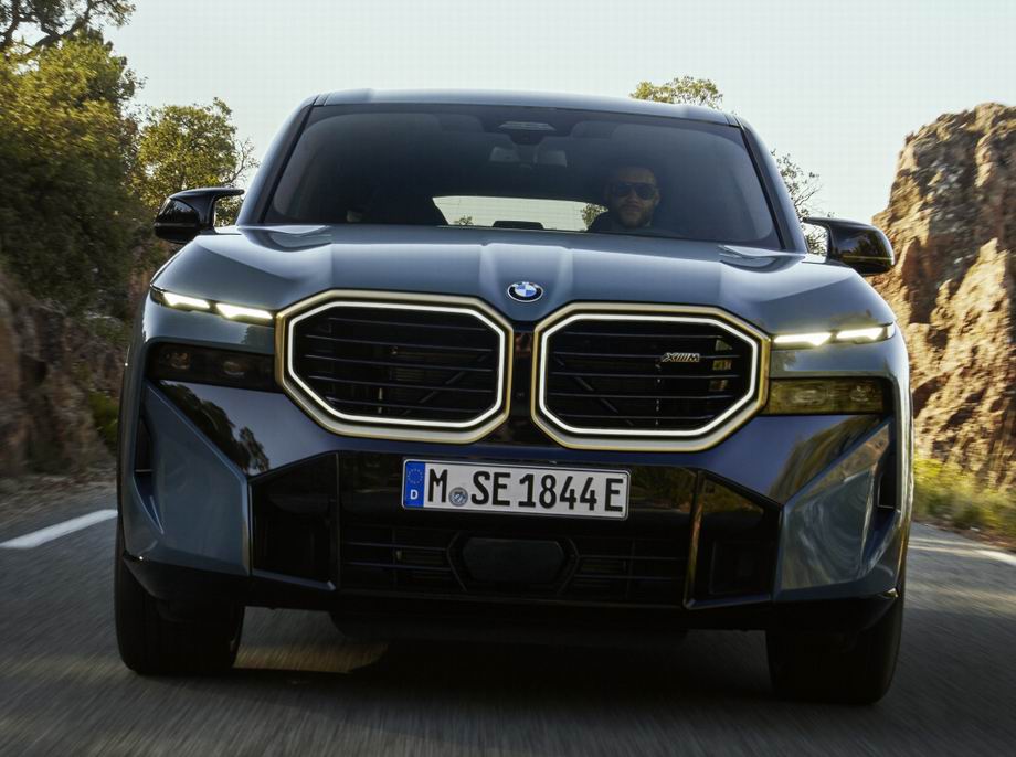 BMW XM (X8)