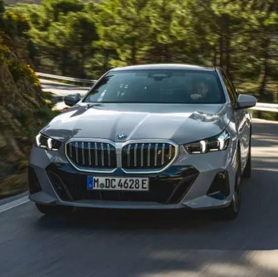 BMW i5