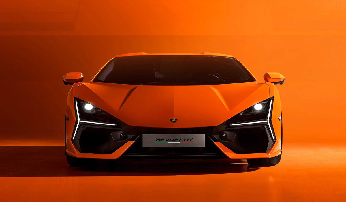 Lamborghini Revuelto