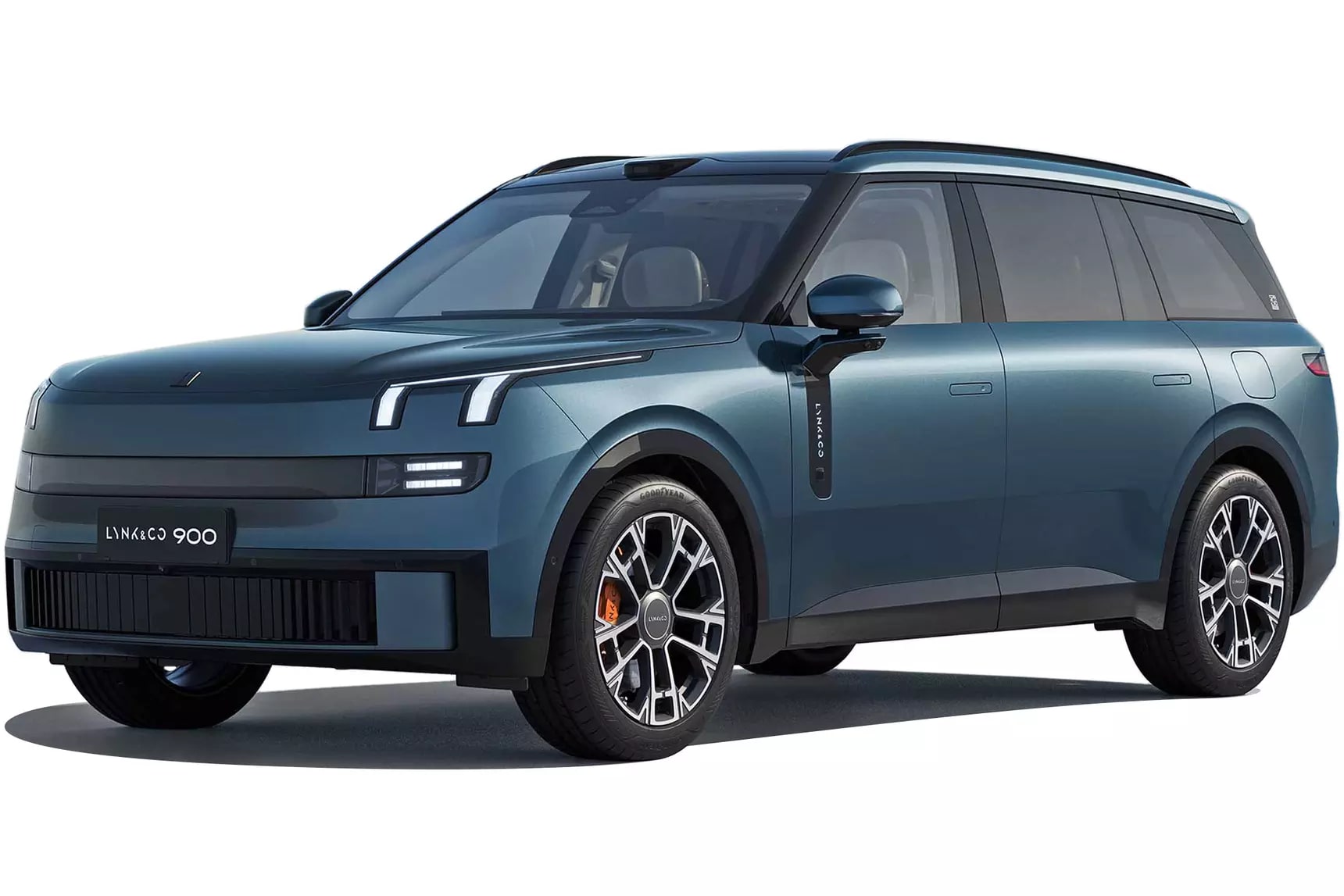 Lynk & Co 900
